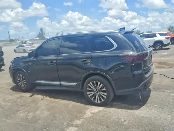 JA4AD3A39LZ004755 2020 MITSUBISHI OUTLANDER - Image 2