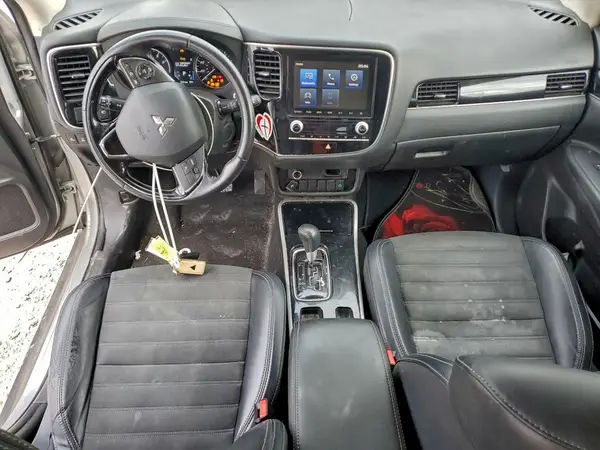 JA4AD3A39LZ005341 2020 MITSUBISHI OUTLANDER - Image 8