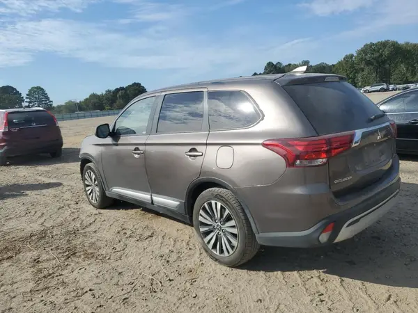 JA4AD3A39LZ009843 2020 MITSUBISHI OUTLANDER - Image 2