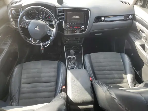 JA4AD3A39LZ009843 2020 MITSUBISHI OUTLANDER - Image 8