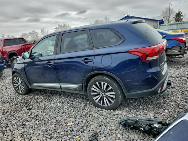 JA4AD3A39LZ010183 2020 MITSUBISHI OUTLANDER - Image 2