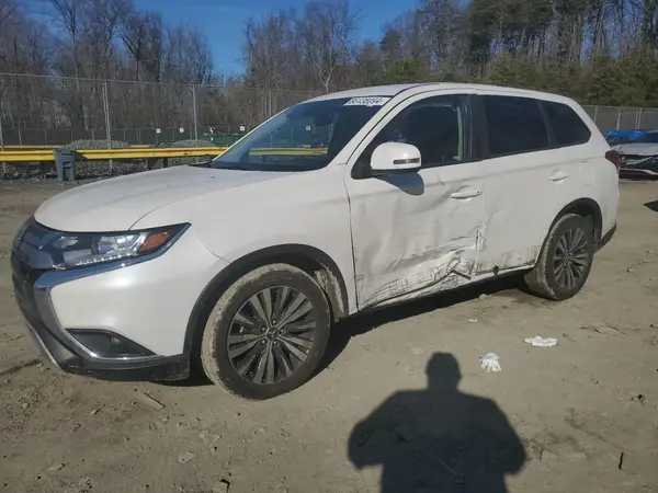 JA4AD3A39LZ011589 2020 MITSUBISHI OUTLANDER - Image 1