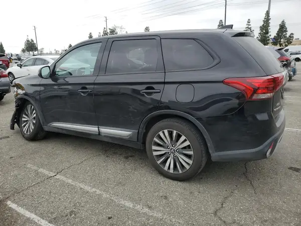 JA4AD3A39LZ017523 2020 MITSUBISHI OUTLANDER - Image 2