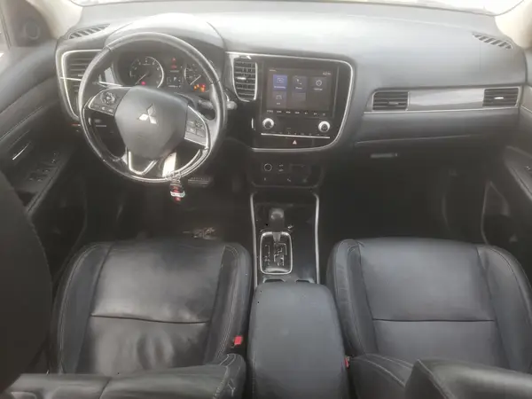 JA4AD3A39LZ019546 2020 MITSUBISHI OUTLANDER - Image 8