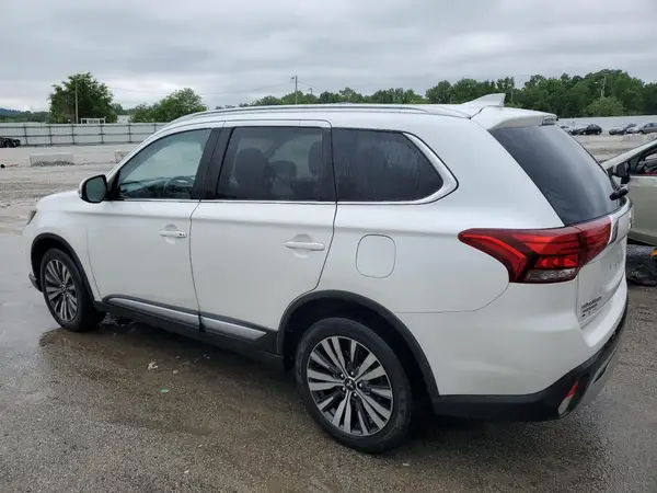 JA4AD3A39LZ020101 2020 MITSUBISHI OUTLANDER - Image 2