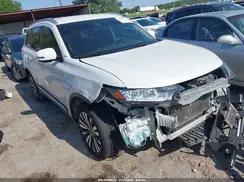 JA4AD3A39LZ025329 2020 MITSUBISHI OUTLANDER