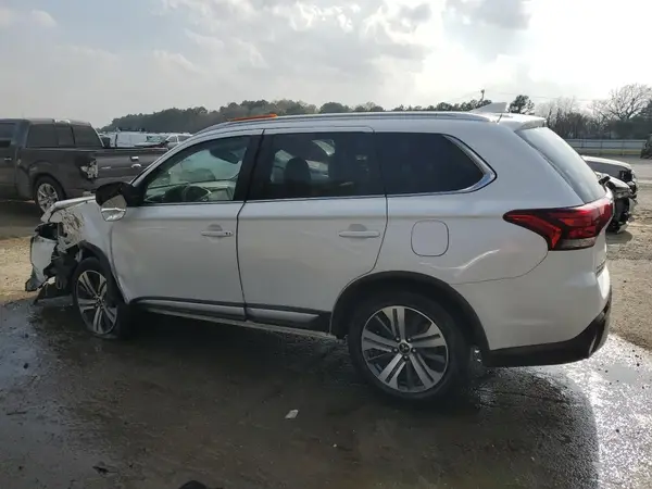 JA4AD3A39LZ029381 2020 MITSUBISHI OUTLANDER - Image 2