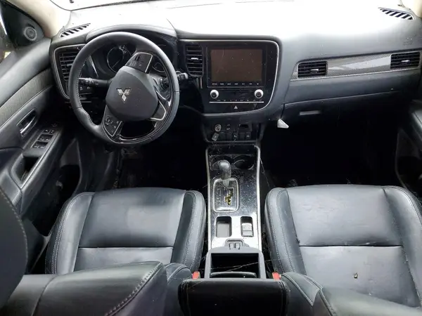 JA4AD3A39LZ038517 2020 MITSUBISHI OUTLANDER - Image 8