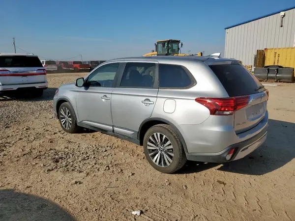JA4AD3A39LZ044088 2020 MITSUBISHI OUTLANDER - Image 2