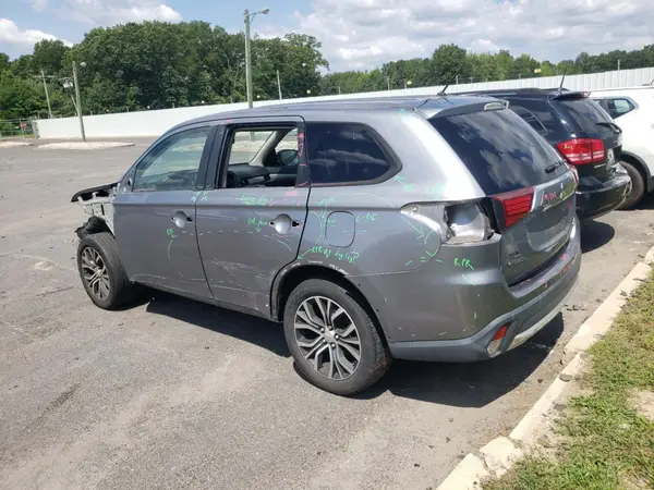 JA4AD3A3XGZ002275 2016 MITSUBISHI OUTLANDER - Image 2