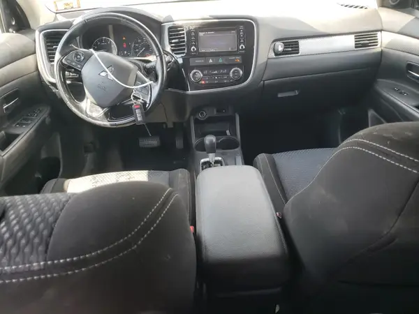 JA4AD3A3XGZ002275 2016 MITSUBISHI OUTLANDER - Image 8