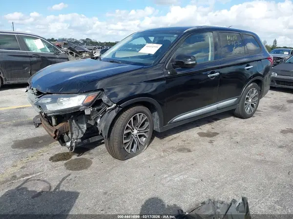 JA4AD3A3XGZ002891 2016 MITSUBISHI OUTLANDER - Image 2