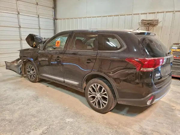 JA4AD3A3XGZ009839 2016 MITSUBISHI OUTLANDER - Image 2
