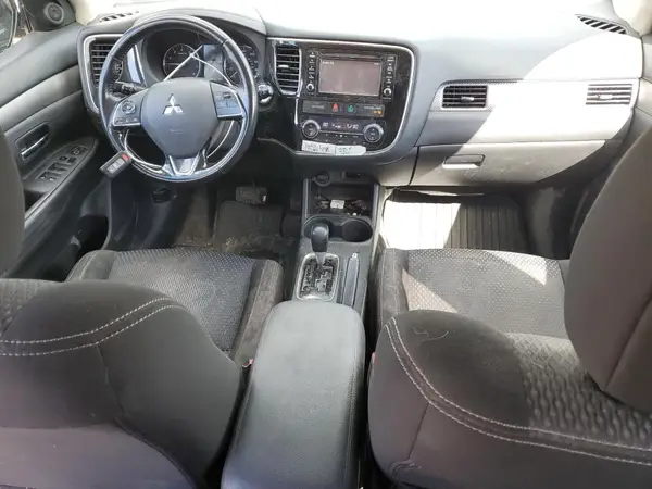 JA4AD3A3XGZ012546 2016 MITSUBISHI OUTLANDER - Image 8