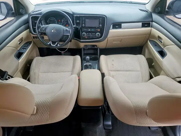 JA4AD3A3XGZ014605 2016 MITSUBISHI OUTLANDER - Image 8