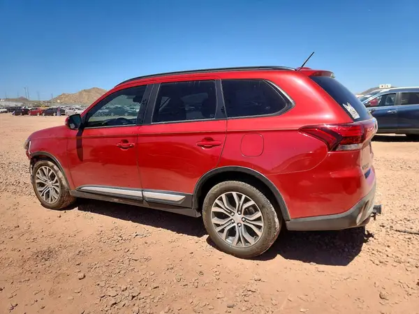 JA4AD3A3XGZ029525 2016 MITSUBISHI OUTLANDER - Image 2