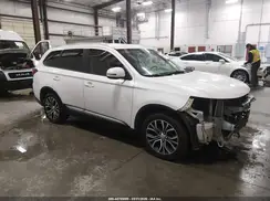 JA4AD3A3XGZ052660 2016 MITSUBISHI OUTLANDER