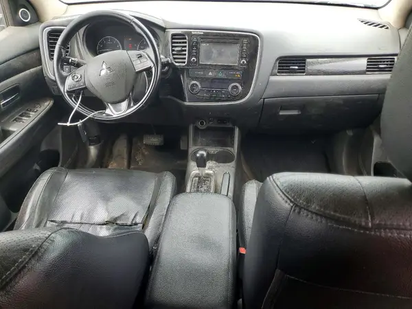 JA4AD3A3XGZ063030 2016 MITSUBISHI OUTLANDER - Image 8