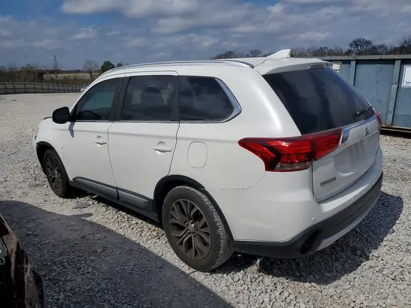 JA4AD3A3XHZ019160 2017 MITSUBISHI OUTLANDER - Image 2