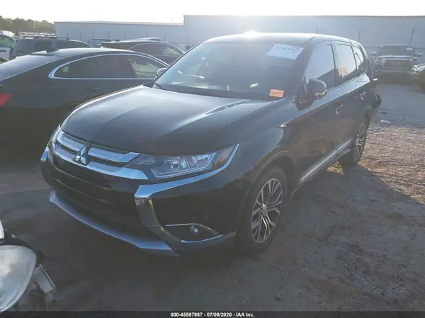 JA4AD3A3XHZ036508 2017 MITSUBISHI OUTLANDER - Image 2