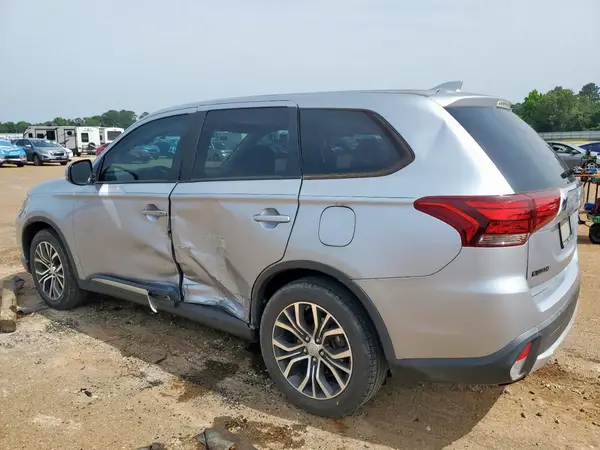 JA4AD3A3XHZ041904 2017 MITSUBISHI OUTLANDER - Image 2