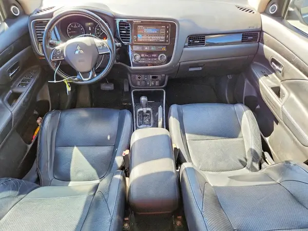 JA4AD3A3XJZ004857 2018 MITSUBISHI OUTLANDER - Image 8