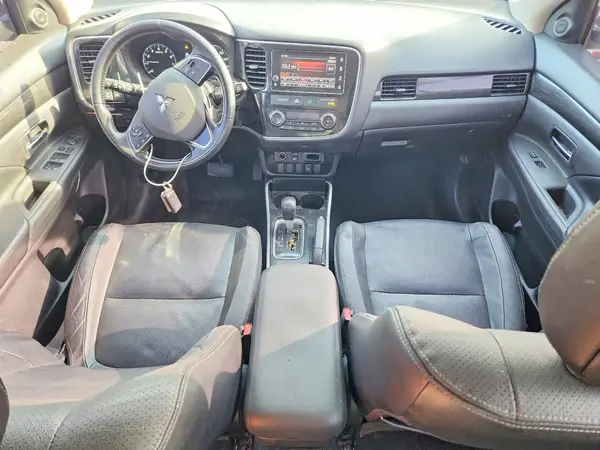 JA4AD3A3XJZ011498 2018 MITSUBISHI OUTLANDER - Image 8