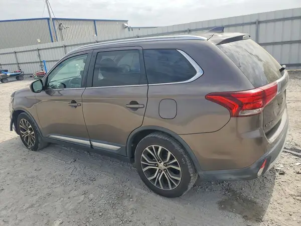 JA4AD3A3XJZ013655 2018 MITSUBISHI OUTLANDER - Image 2