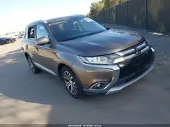 JA4AD3A3XJZ014787 2018 MITSUBISHI OUTLANDER