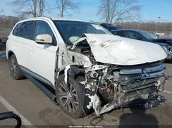 JA4AD3A3XJZ016782 2018 MITSUBISHI OUTLANDER