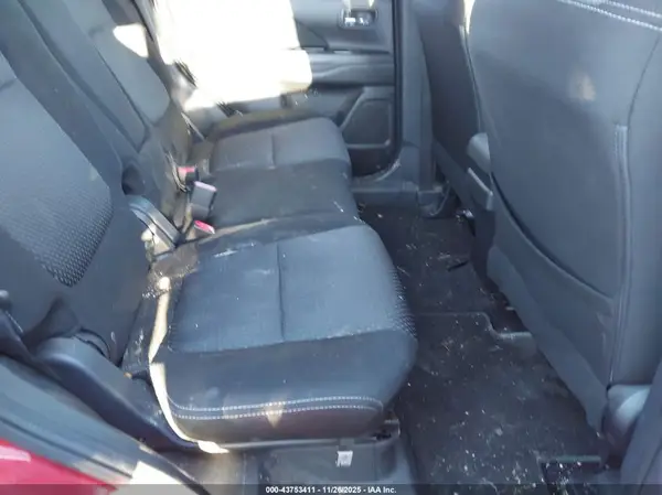 JA4AD3A3XJZ021898 2018 MITSUBISHI OUTLANDER - Image 8