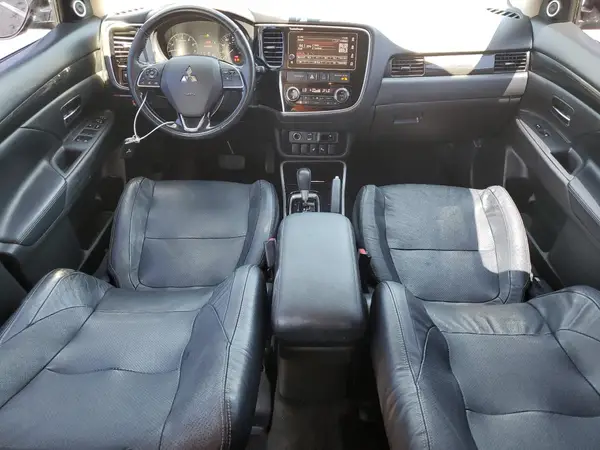 JA4AD3A3XJZ022498 2018 MITSUBISHI OUTLANDER - Image 8
