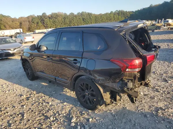 JA4AD3A3XJZ026793 2018 MITSUBISHI OUTLANDER - Image 2