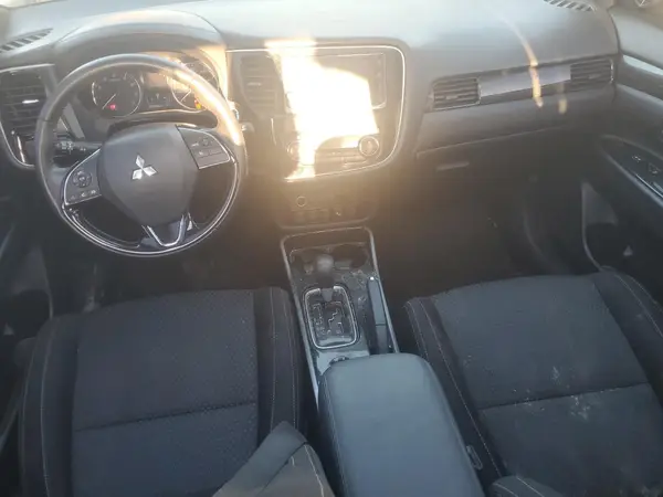 JA4AD3A3XJZ026793 2018 MITSUBISHI OUTLANDER - Image 8