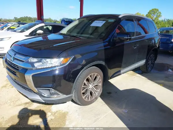 JA4AD3A3XJZ044159 2018 MITSUBISHI OUTLANDER - Image 2