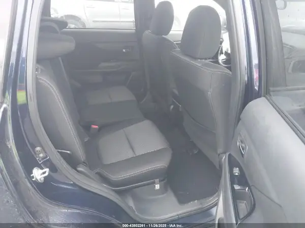 JA4AD3A3XJZ044761 2018 MITSUBISHI OUTLANDER - Image 8