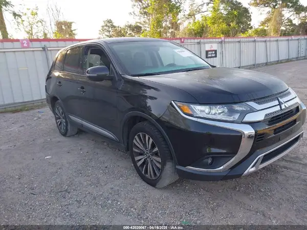 JA4AD3A3XKJ001960 2019 MITSUBISHI OUTLANDER - Image 1