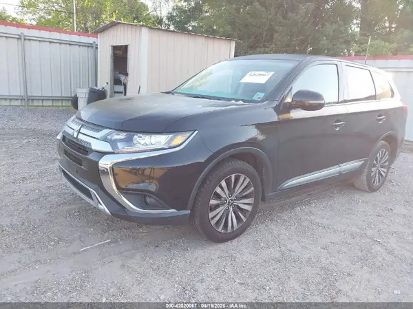 JA4AD3A3XKJ001960 2019 MITSUBISHI OUTLANDER - Image 2
