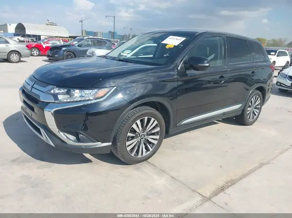 JA4AD3A3XKZ006593 2019 MITSUBISHI OUTLANDER - Image 2