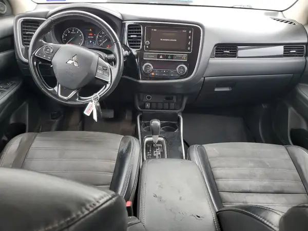 JA4AD3A3XKZ006660 2019 MITSUBISHI OUTLANDER - Image 8
