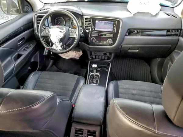 JA4AD3A3XKZ008974 2019 MITSUBISHI OUTLANDER - Image 8