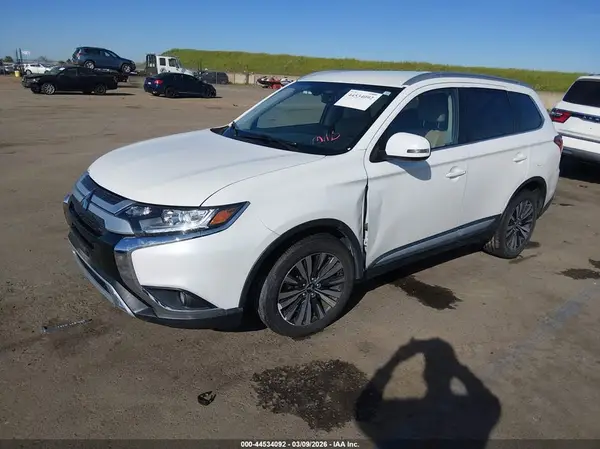 JA4AD3A3XKZ009140 2019 MITSUBISHI OUTLANDER - Image 2