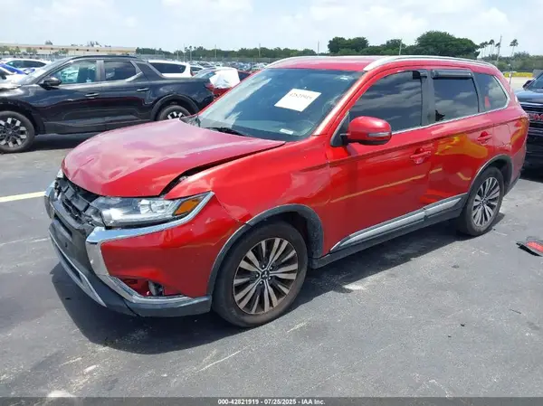 JA4AD3A3XKZ019604 2019 MITSUBISHI OUTLANDER - Image 2