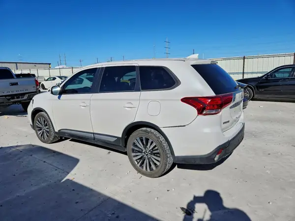 JA4AD3A3XKZ022924 2019 MITSUBISHI OUTLANDER - Image 2