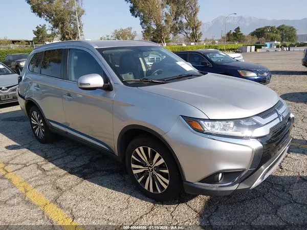 JA4AD3A3XKZ023331 2019 MITSUBISHI OUTLANDER - Image 1