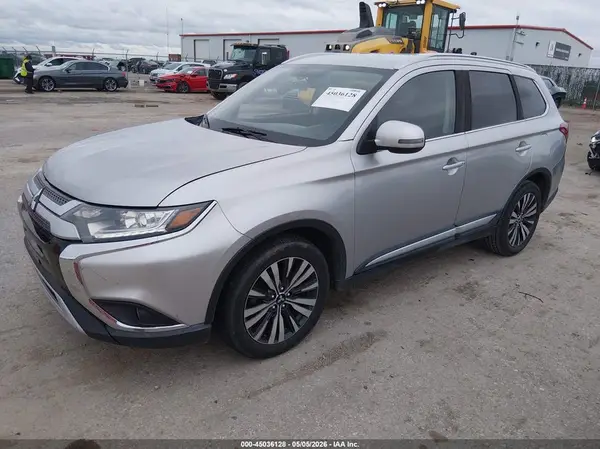 JA4AD3A3XKZ024950 2019 MITSUBISHI OUTLANDER - Image 2