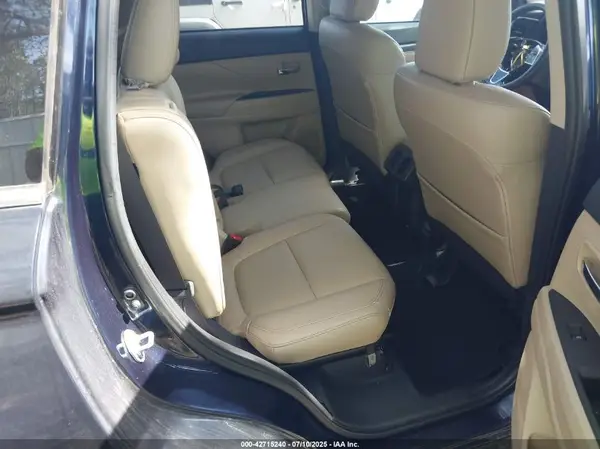JA4AD3A3XKZ026049 2019 MITSUBISHI OUTLANDER - Image 8