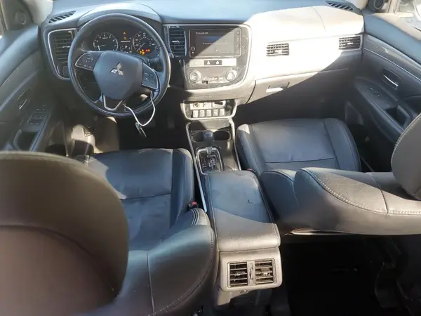 JA4AD3A3XKZ027055 2019 MITSUBISHI OUTLANDER - Image 8