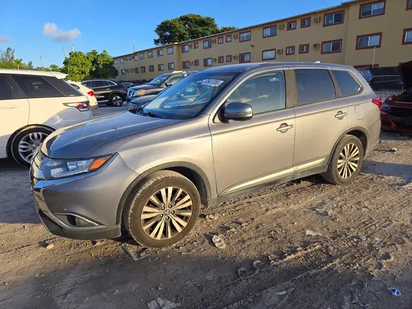 JA4AD3A3XKZ027749 2019 MITSUBISHI OUTLANDER - Image 1