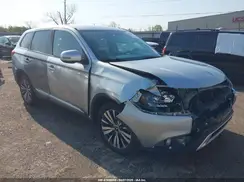 JA4AD3A3XKZ033759 2019 MITSUBISHI OUTLANDER